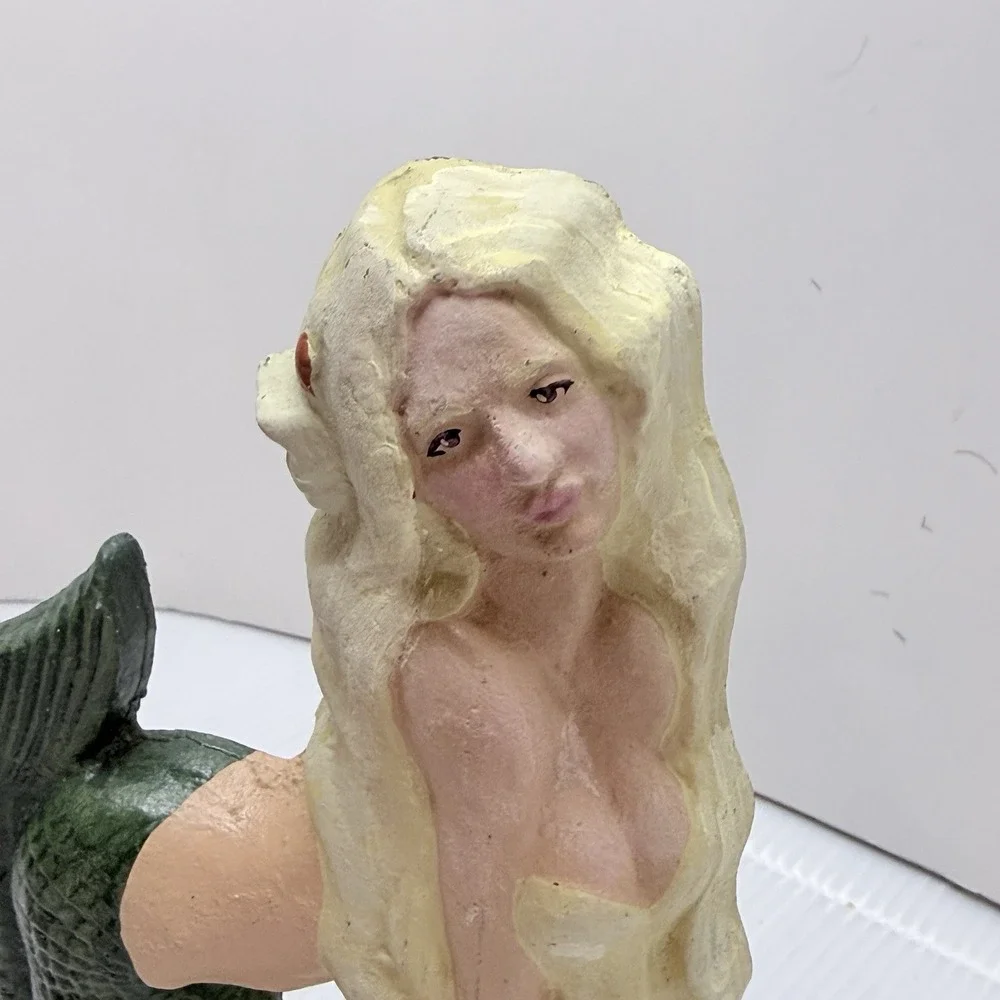 Vintage Heritage Metalcraft Cast Iron Mermaid Doorstop,  Book End Beach Decor